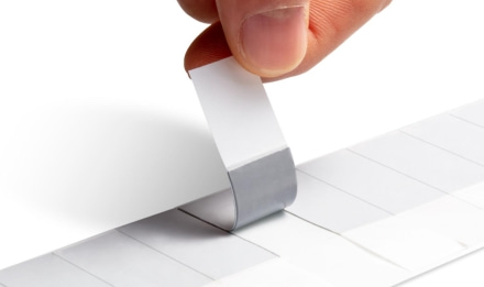 服务器高效散热的得力助手：相变化导热材料